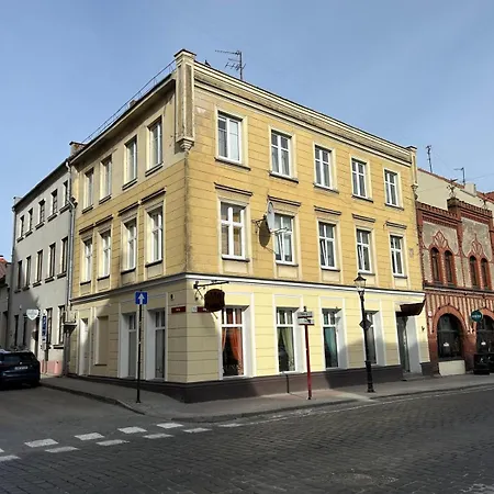 Old Town Retro House